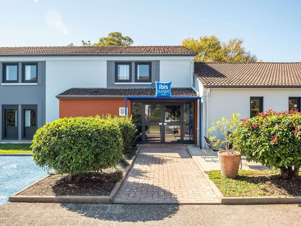 Ibis Budget Villefranche Limas Eksteriør billede