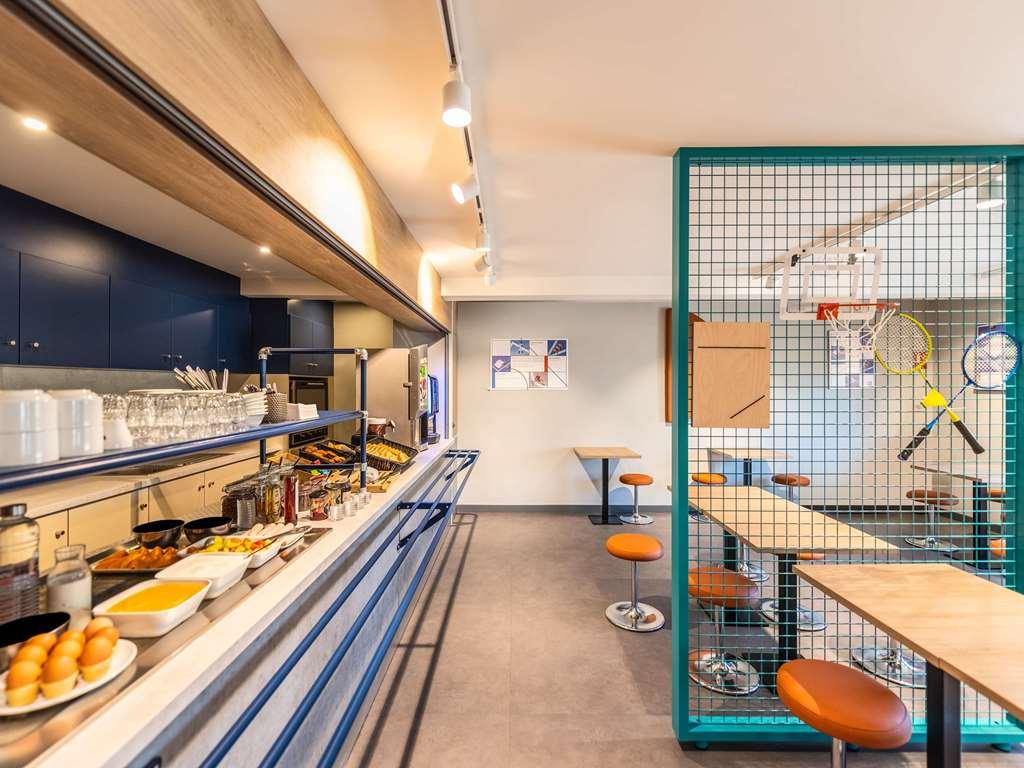 Ibis Budget Villefranche Limas Restaurant billede